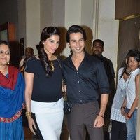 Shahid Kapoor and Sonam Kapoor speak to the media pictures | Picture 76312